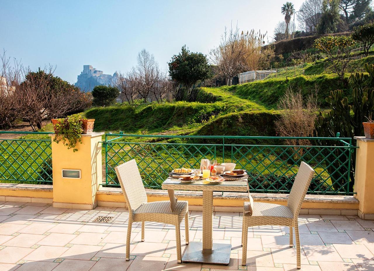 B&B Marcantonio - Ischia Ponte Buitenkant foto